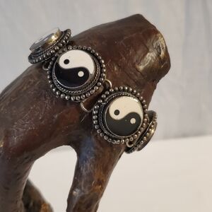 Yin‎ Yang Symbol Bracelet